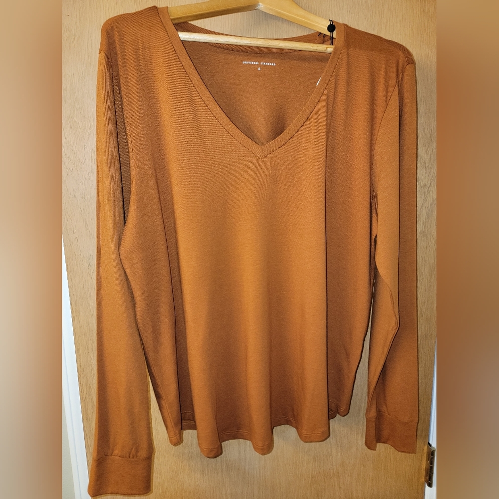 Long sleeve tee
